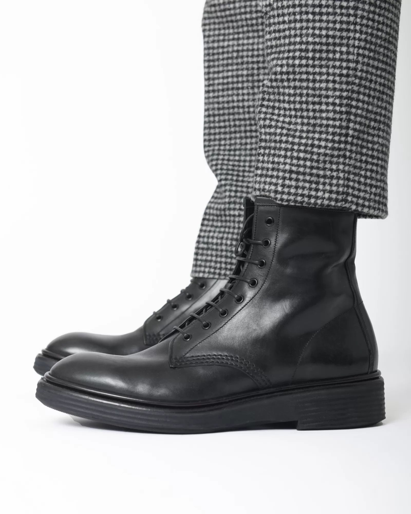La Piscine Paris Bottine e en cuir lisse Premiata Noir Outlet