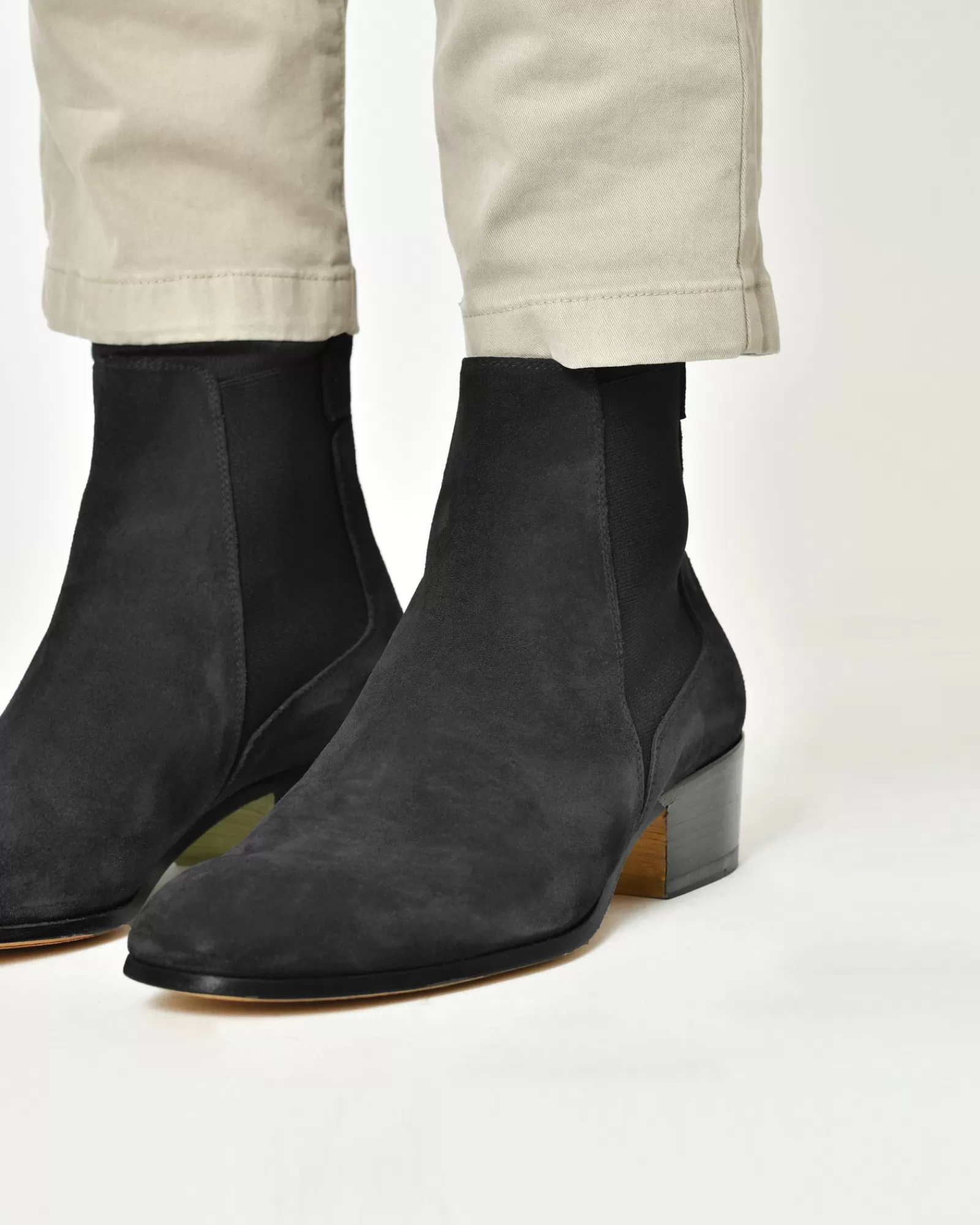 La Piscine Paris Bottines chelsea en daim Lords & Fools Noir Online