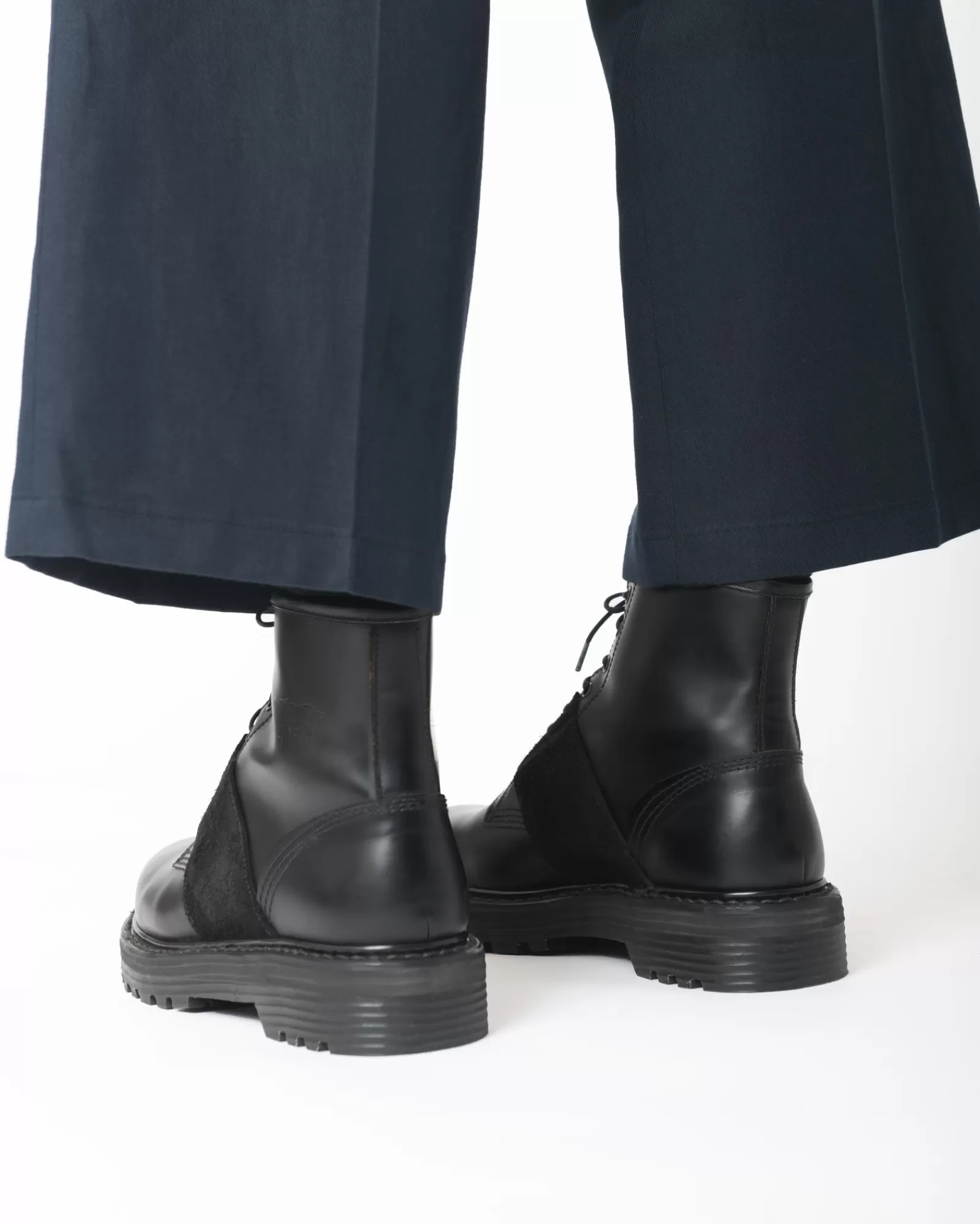 La Piscine Paris Bottines en cuir avec lacets Premiata Noir Discount