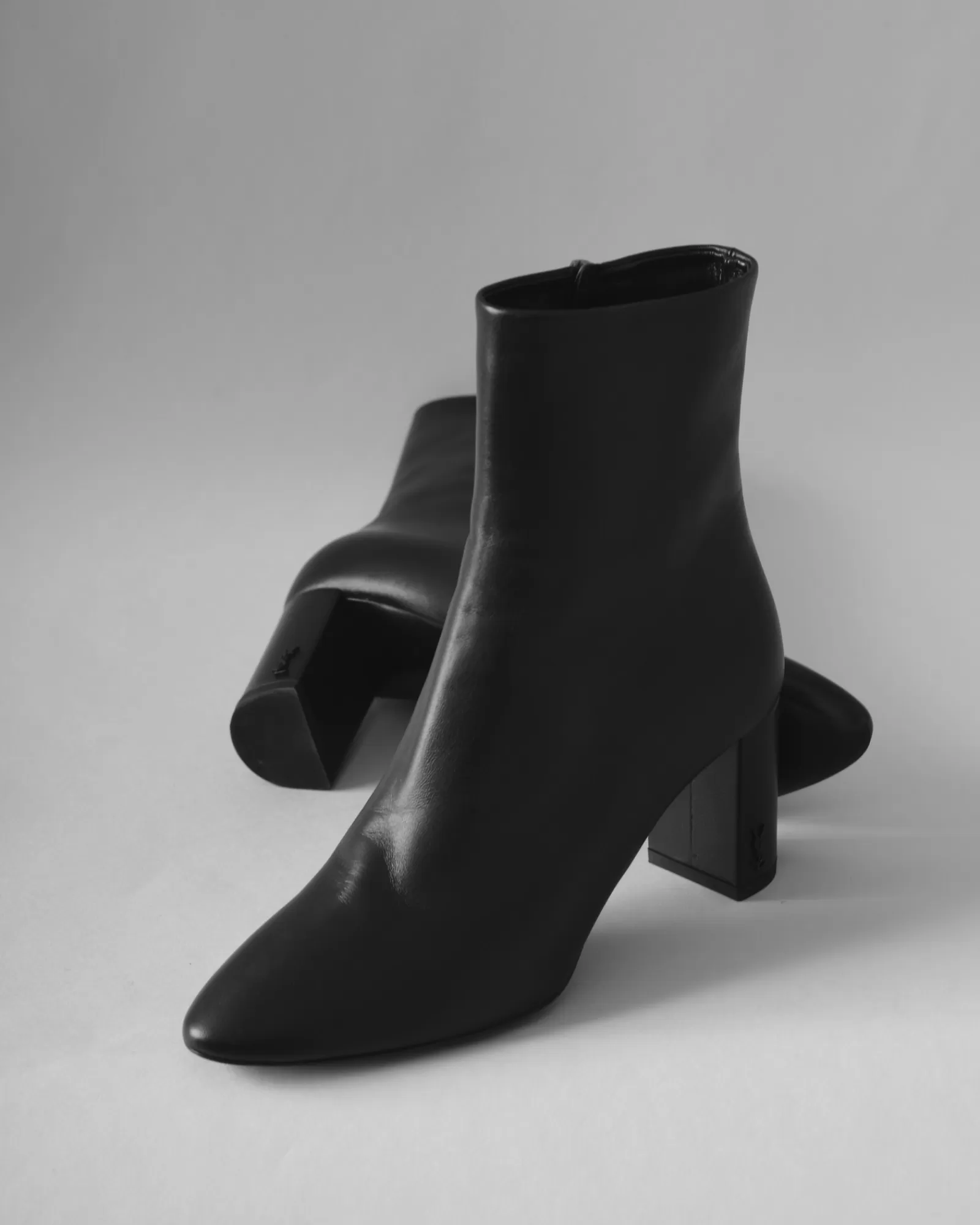 La Piscine Paris Bottines en cuir Saint Laurent Noir Shop