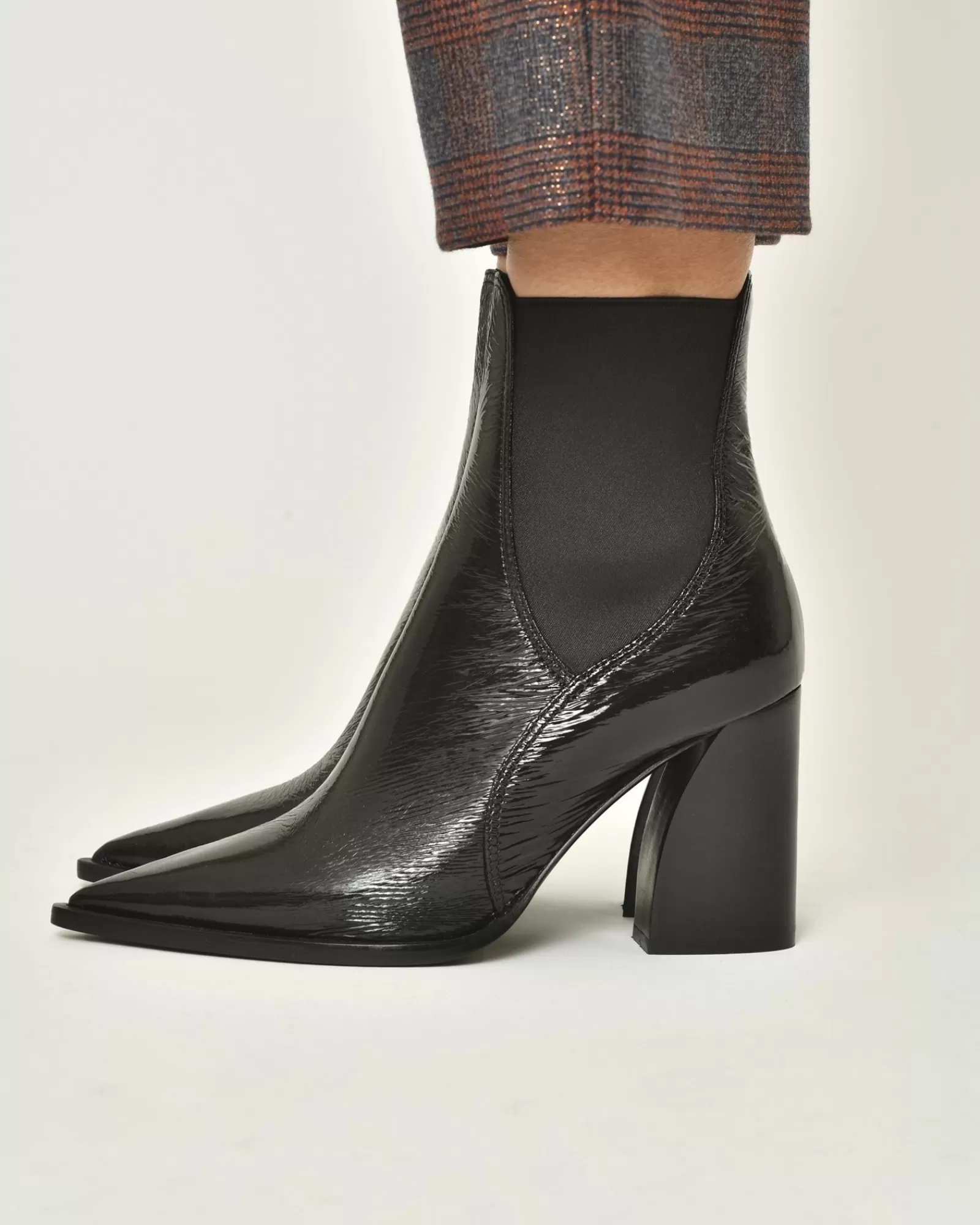 La Piscine Paris Bottines en cuir verni texturé Premiata Noir Outlet