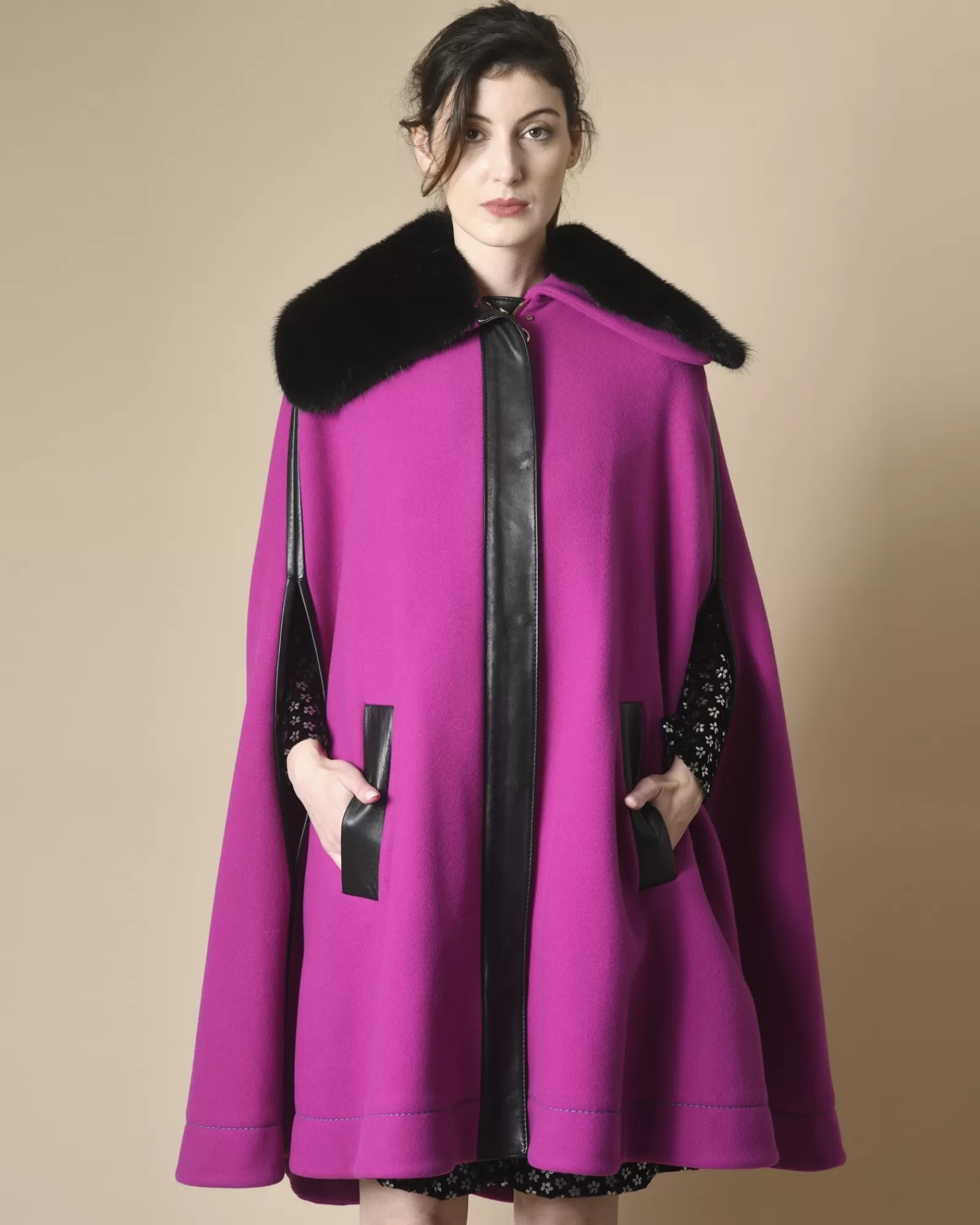 La Piscine Paris Cape en laine et cachemire à finitions en cuir Emilio Pucci Violet Cheap