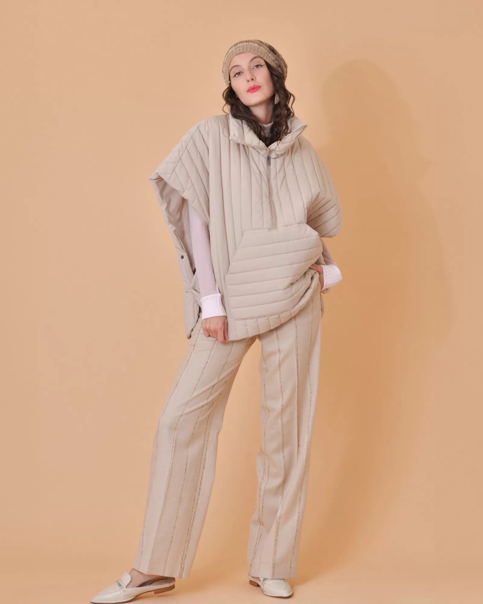 La Piscine Paris Cape-veste en tissu technique matelassé Peserico Beige Fashion