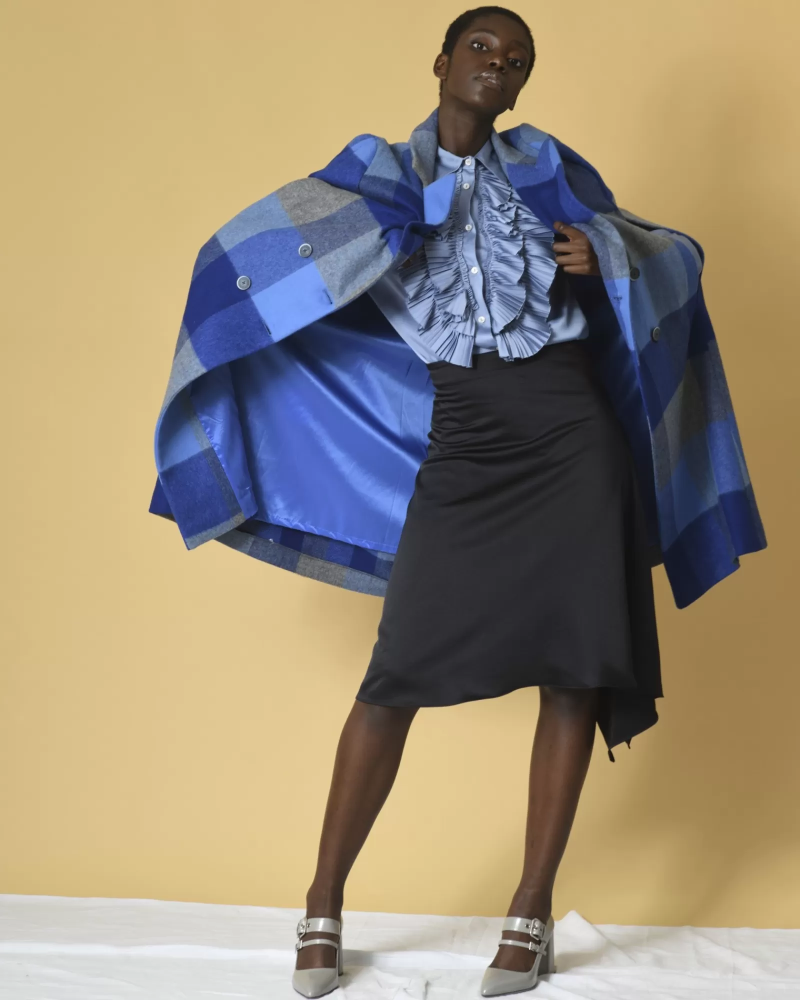 La Piscine Paris Chemisier en satin bleu clair à volants P.A.R.O.S.H Bleuclair Store
