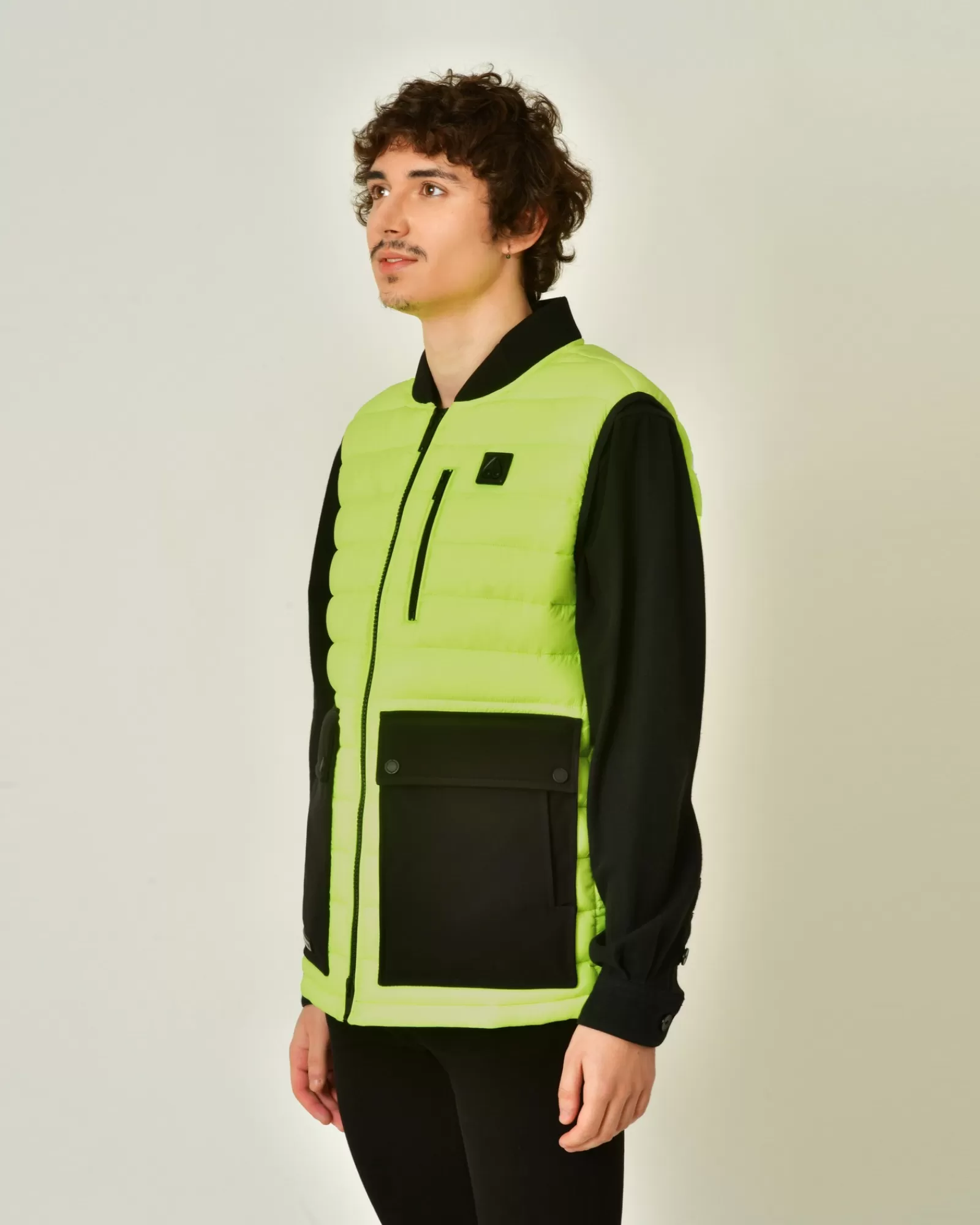 La Piscine Paris Doudoune matelassée sans manches Moose Knuckles Jaune Shop