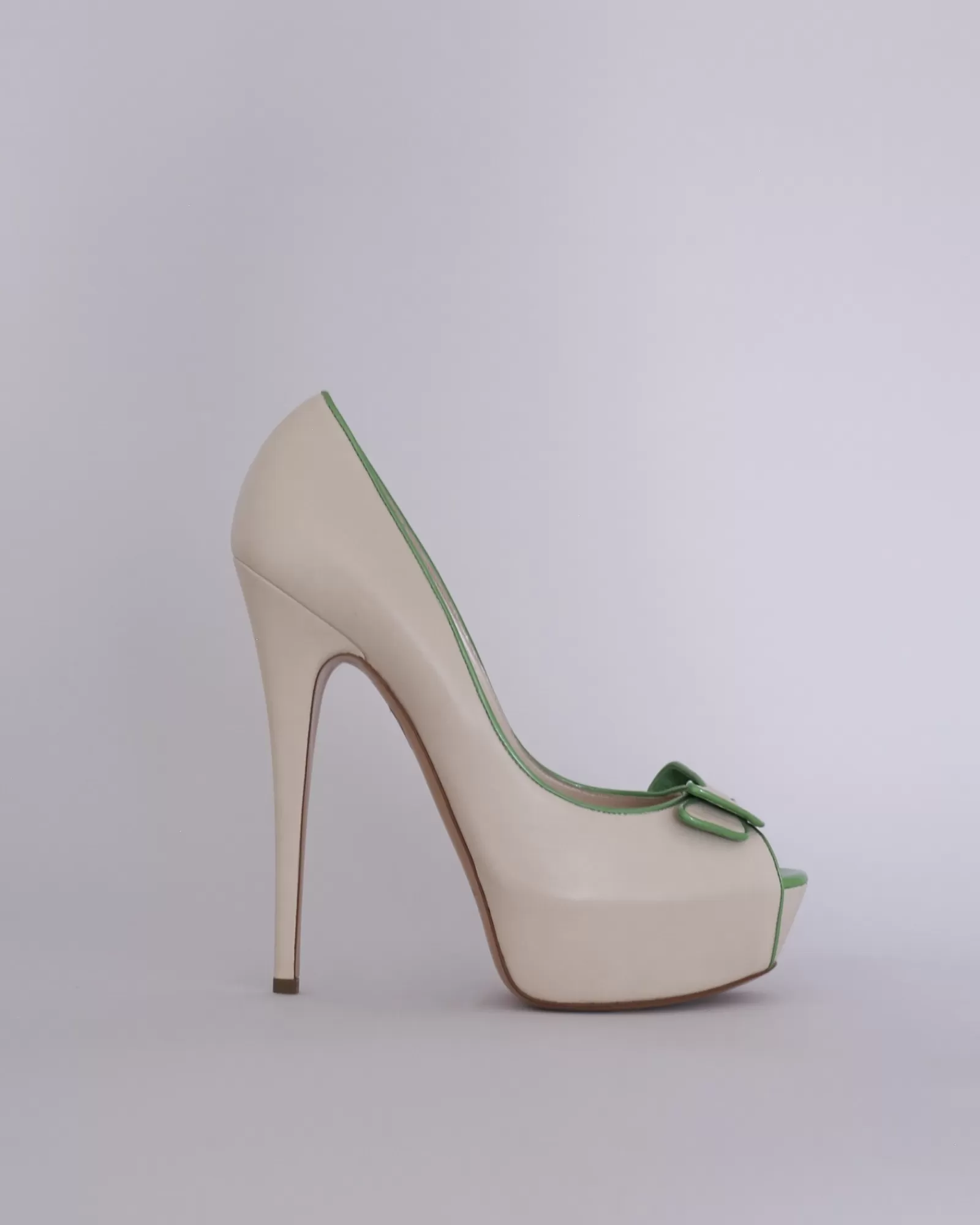 La Piscine Paris Escarpins à talons Casadei Beige Store