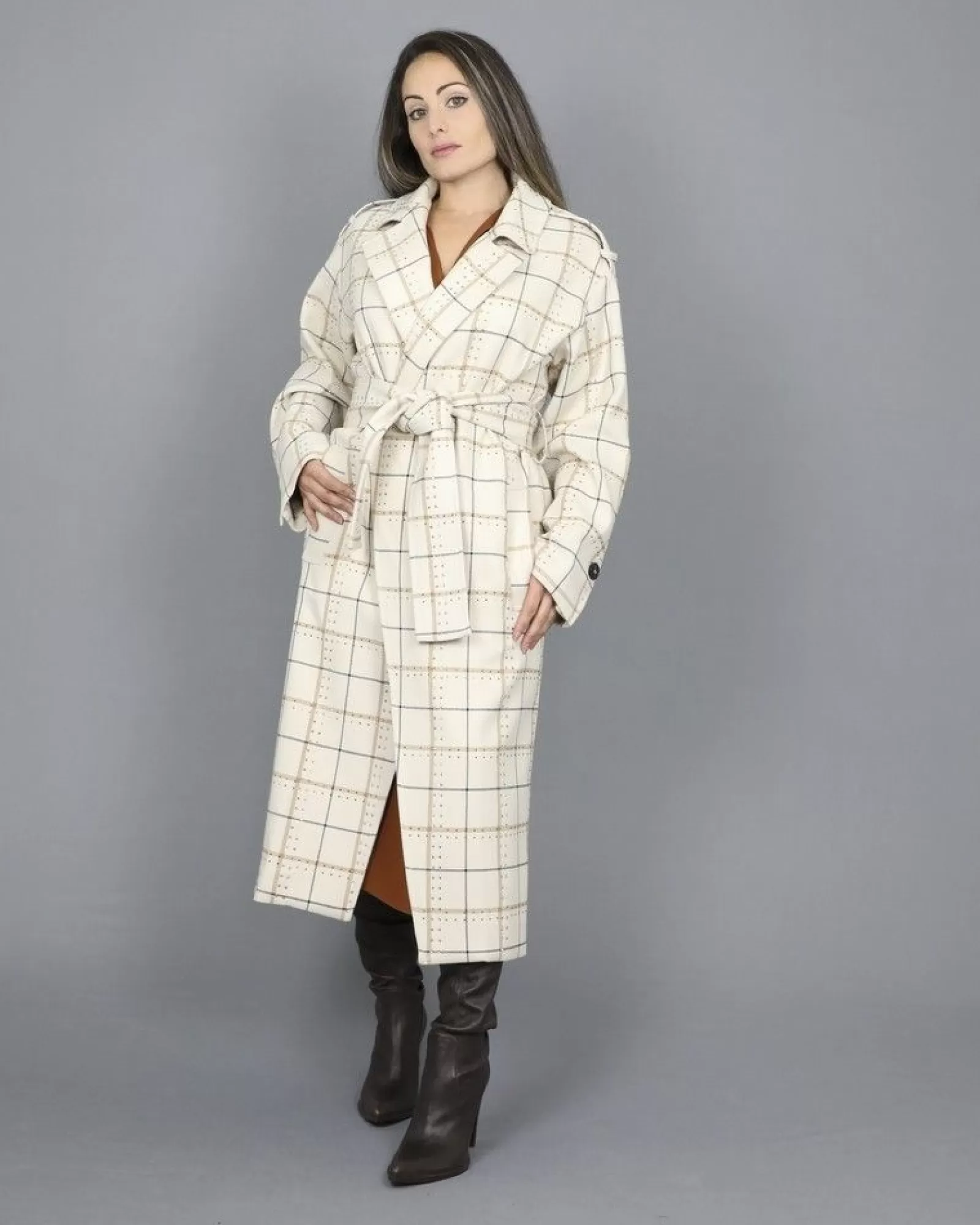 La Piscine Paris Manteau à carreaux et détails à strass Space Simona Corsellini Beige Hot