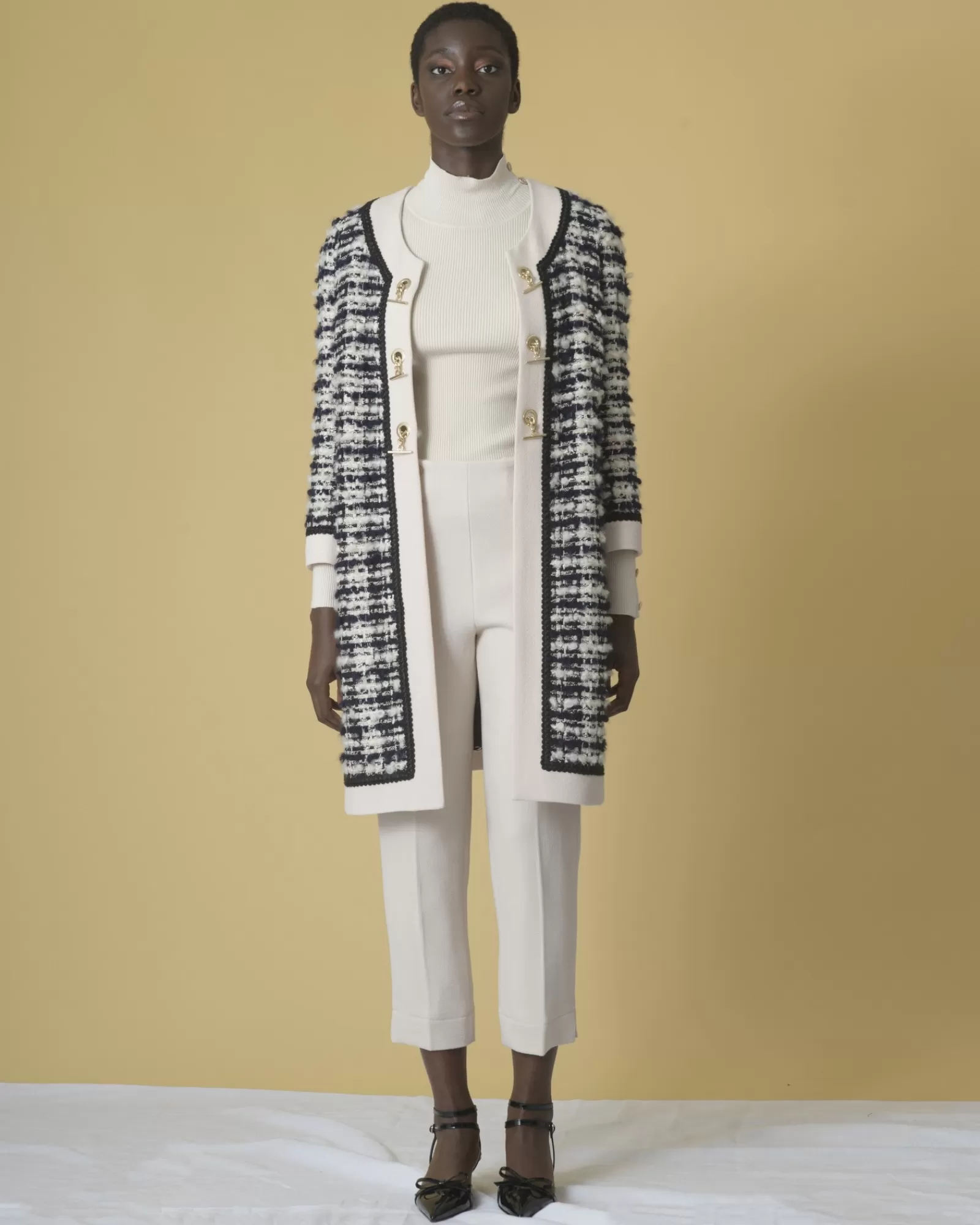 La Piscine Paris Manteau en tweed à boutons dorés Edward Achour Bleu Store