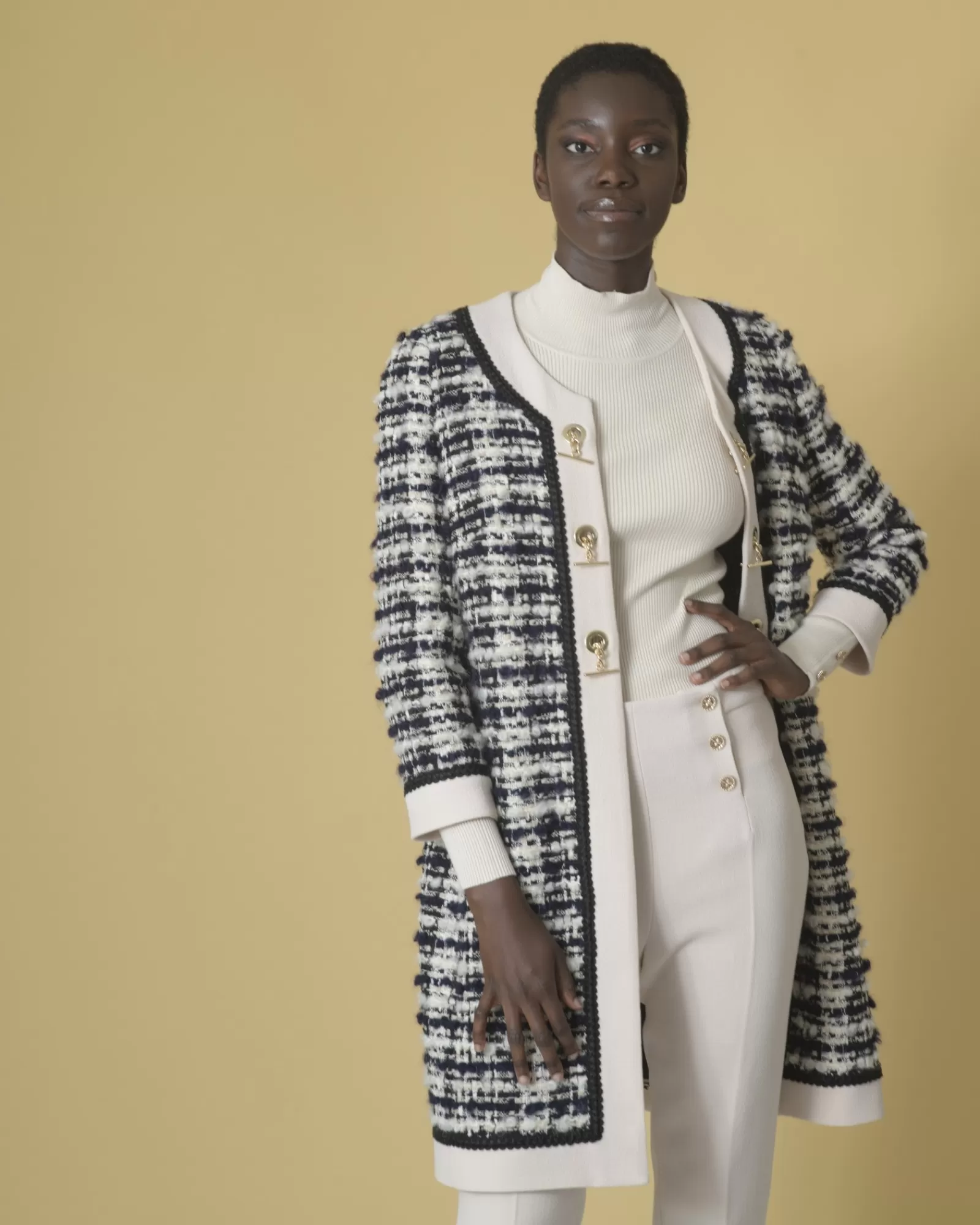 La Piscine Paris Manteau en tweed à boutons dorés Edward Achour Bleu Store