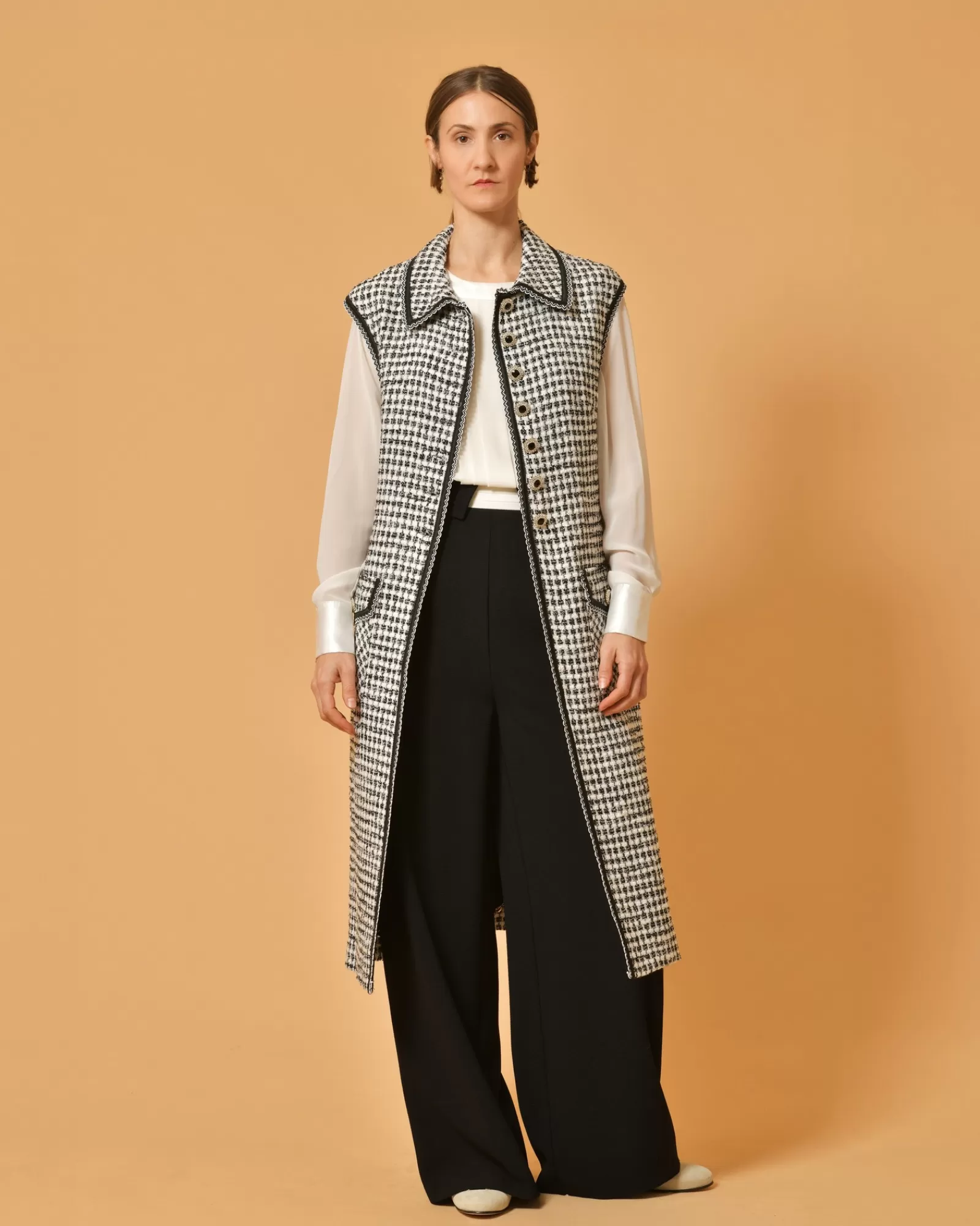 La Piscine Paris Manteau en tweed blanc et sans manches Edward Achour Noir New