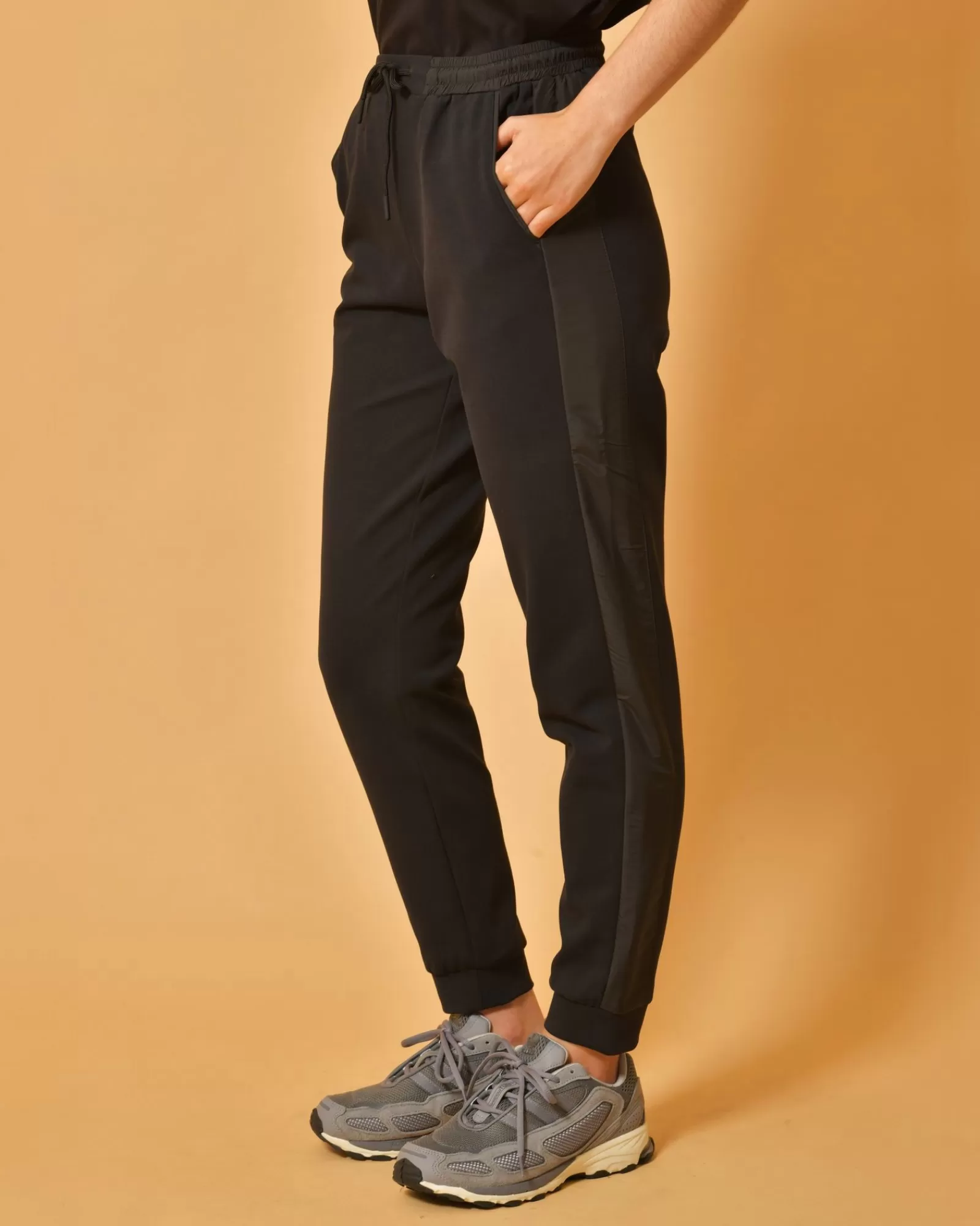 La Piscine Paris Pantalon en coton mélangé People Of Shibuya Noir Best