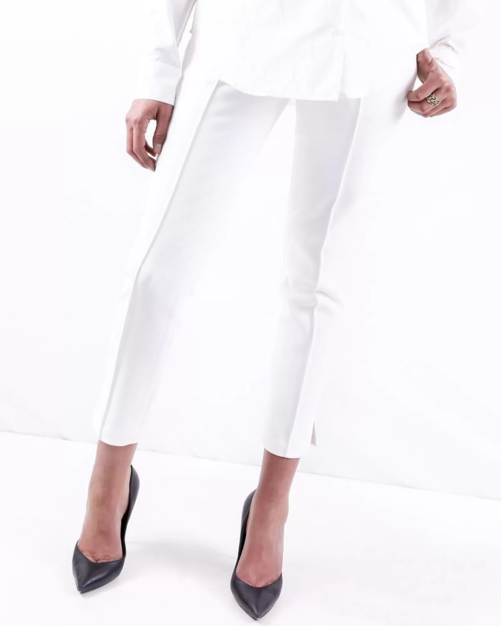 La Piscine Paris Pantalon fuseau en crêpe he Misha Blanc Outlet
