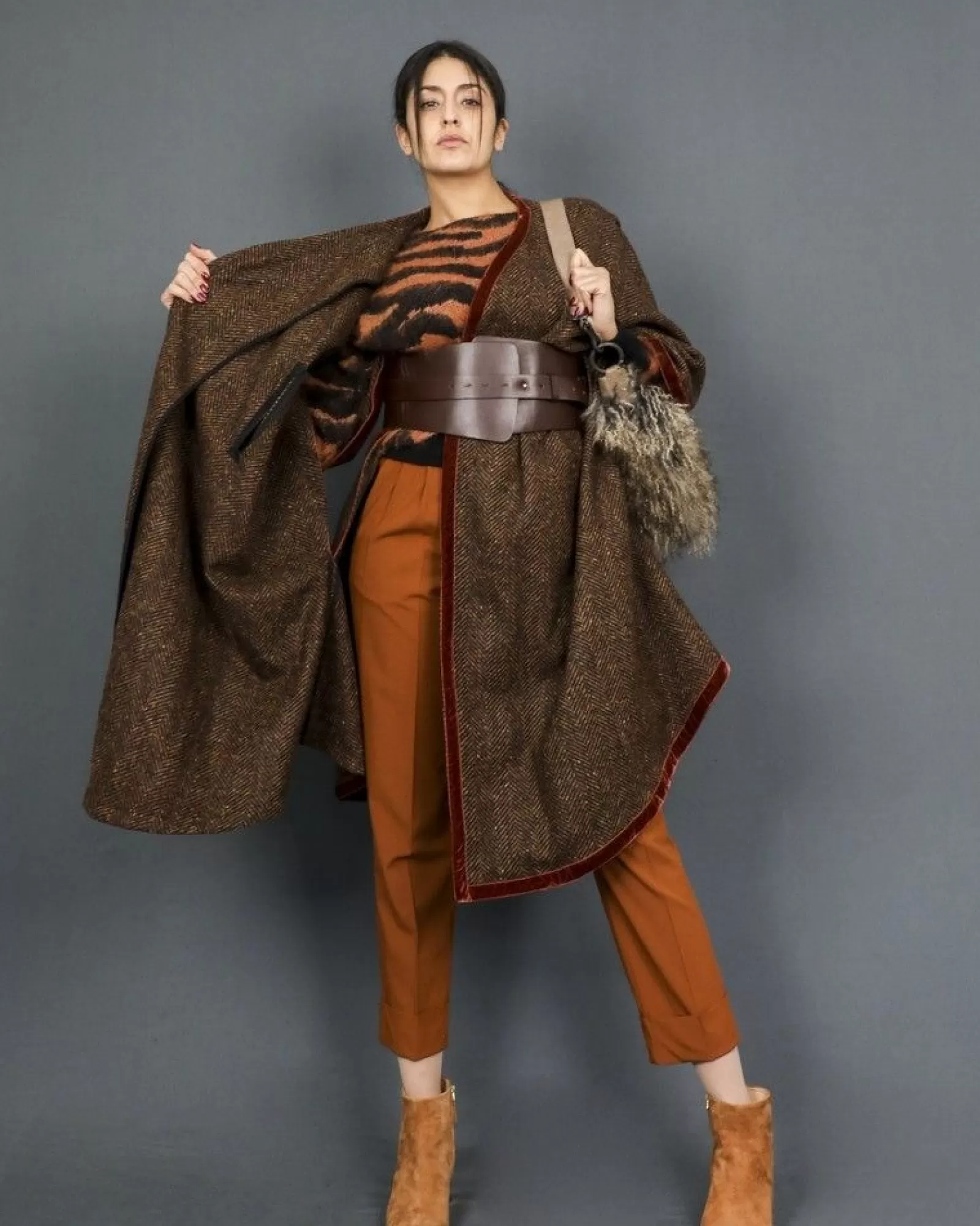 La Piscine Paris Pantalon fuselé raccourci en laine à plis pressés Momoni Camel Flash Sale
