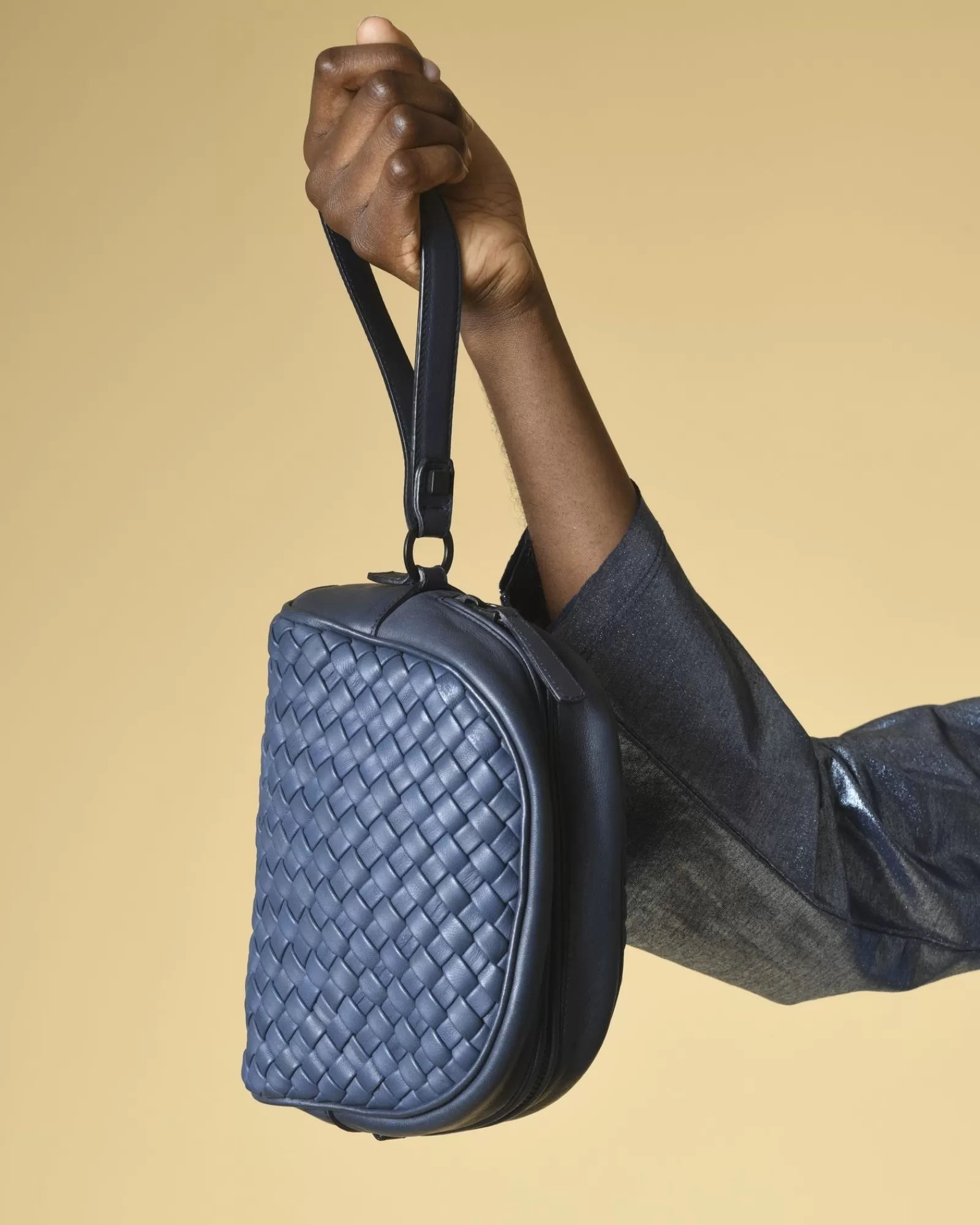 La Piscine Paris Pochette trousse en cuir tressé Falorni Bleu Cheap