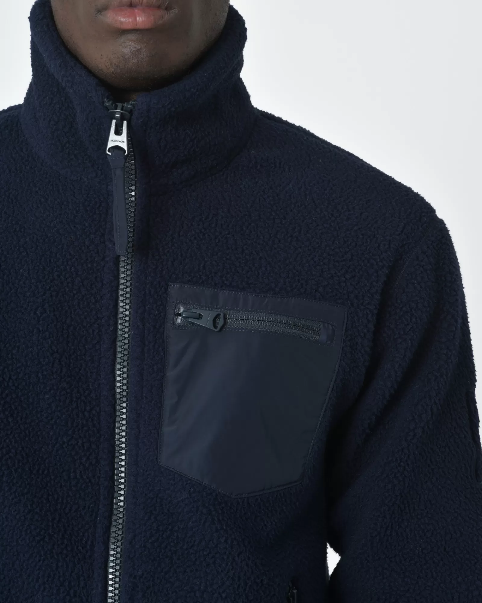 La Piscine Paris Polaire nuit Mackage Bleu Store