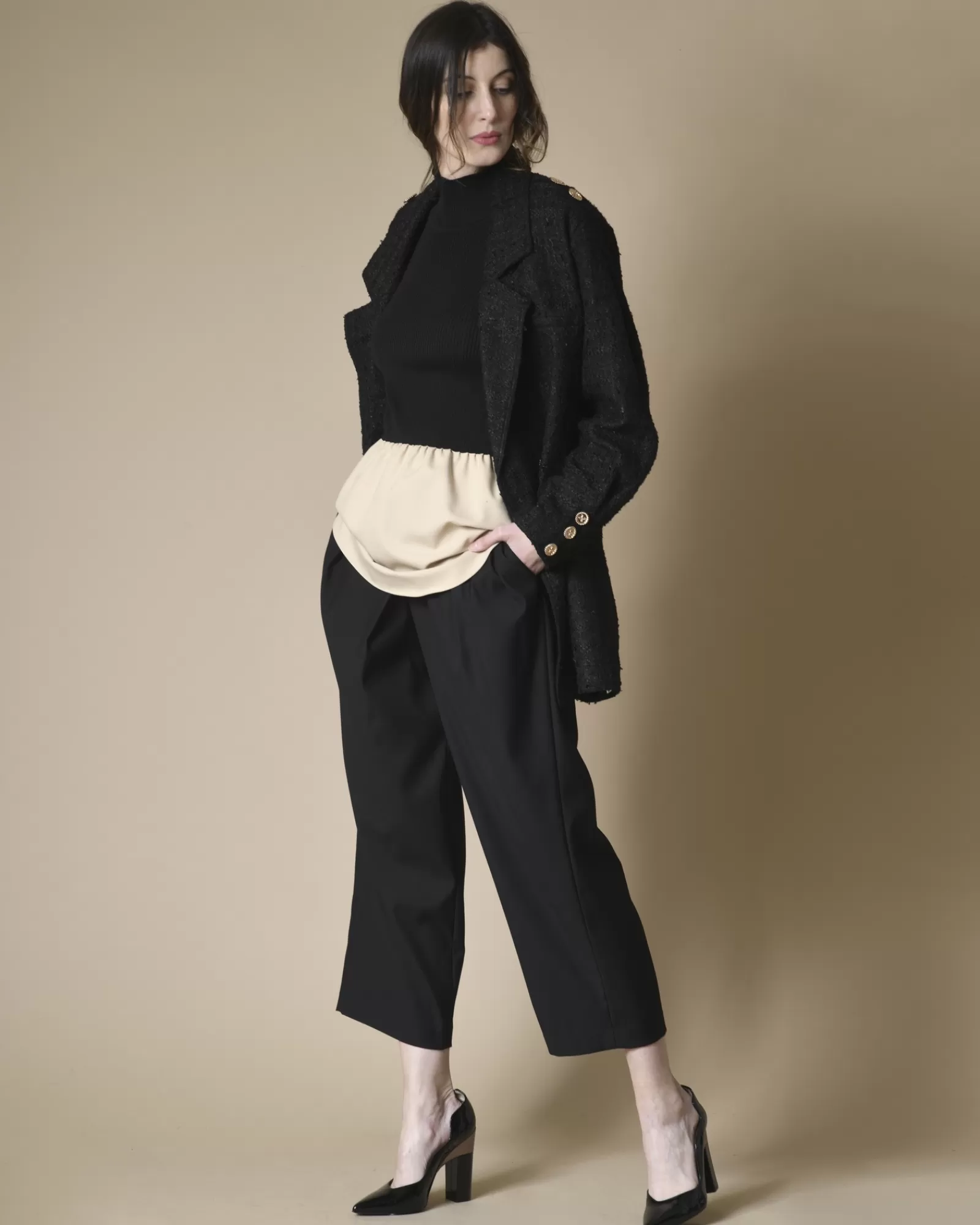 La Piscine Paris Pull à col montant en maille Edward Achour Noir Discount