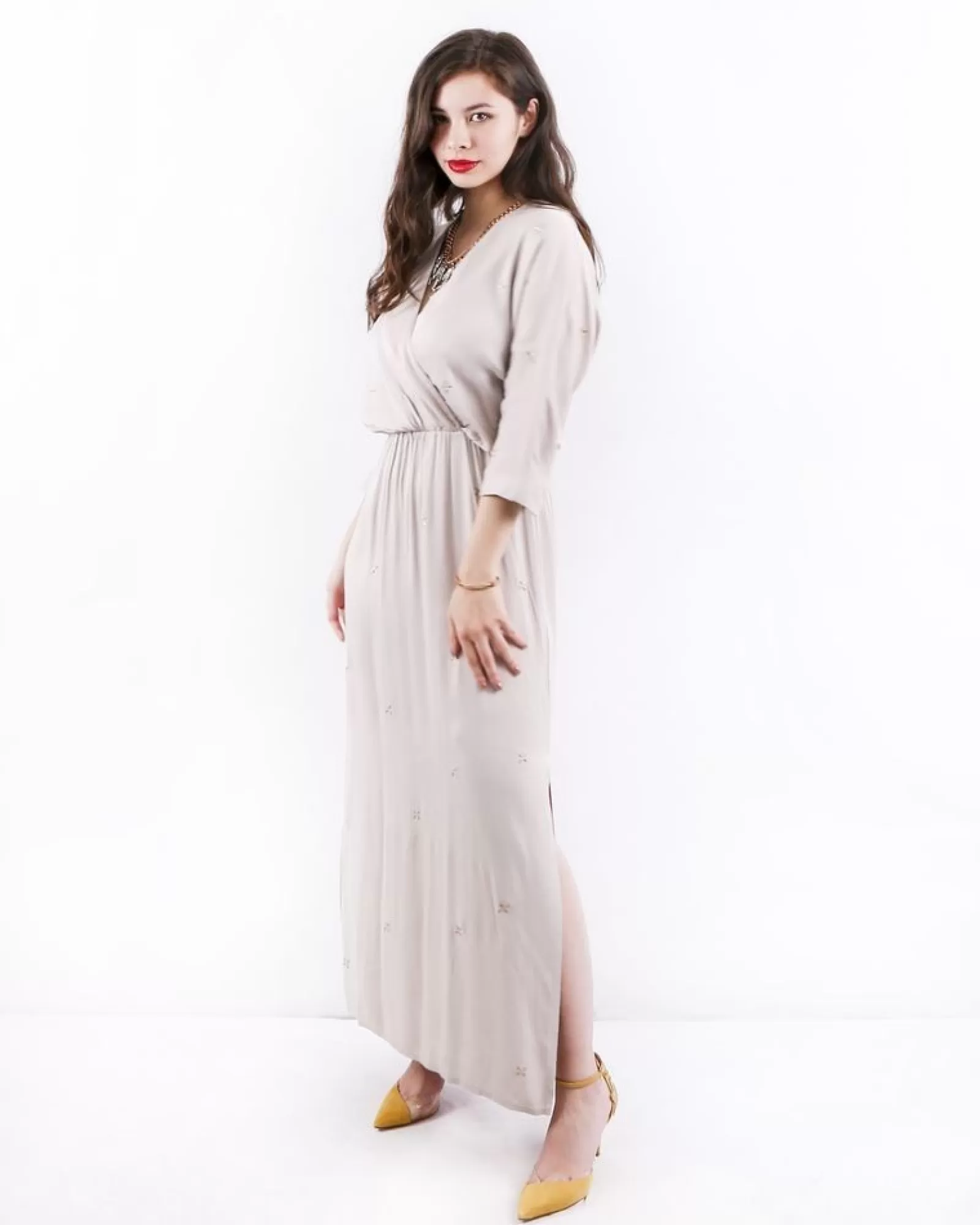 La Piscine Paris Robe empire en satin cloutée SVNTY Beige Hot