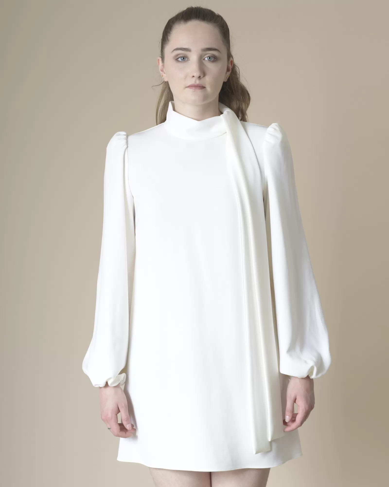 La Piscine Paris Robe en crêpe à col à nouer P.A.R.O.S.H Blanc New