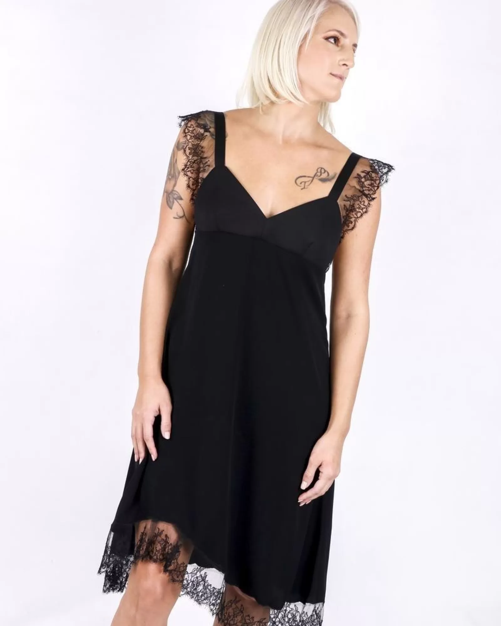 La Piscine Paris Robe en crêpe satinée e à dentelle Neil Barrett Noir Discount