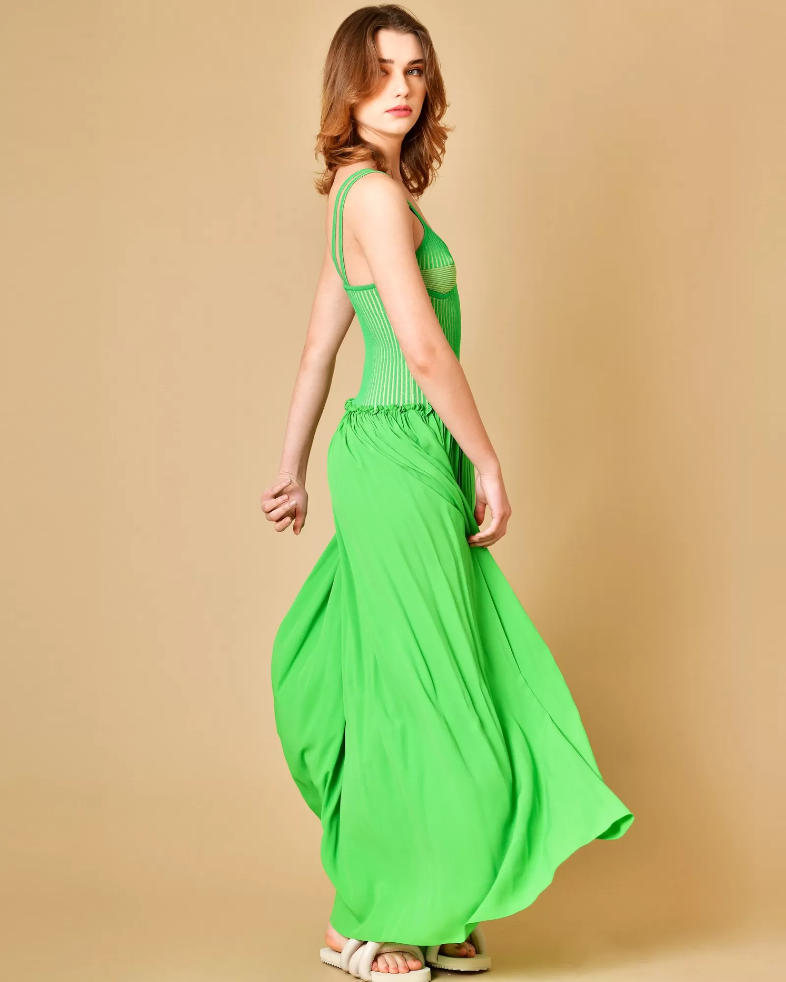 La Piscine Paris Robe en maille à jupe plissée Beatrice B Vert New