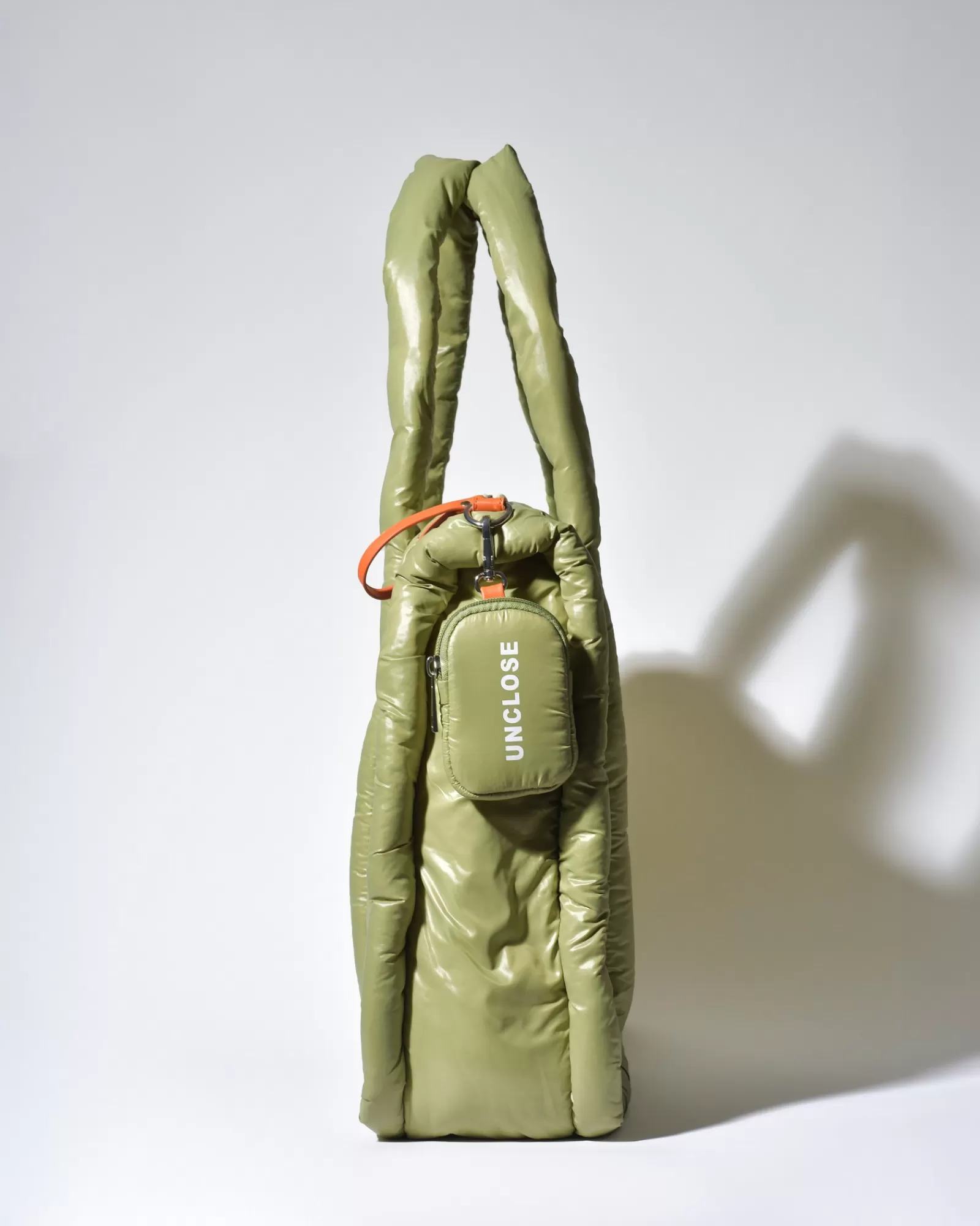 La Piscine Paris Sac à main en tissu technique matelassé Unclose Vert Clearance