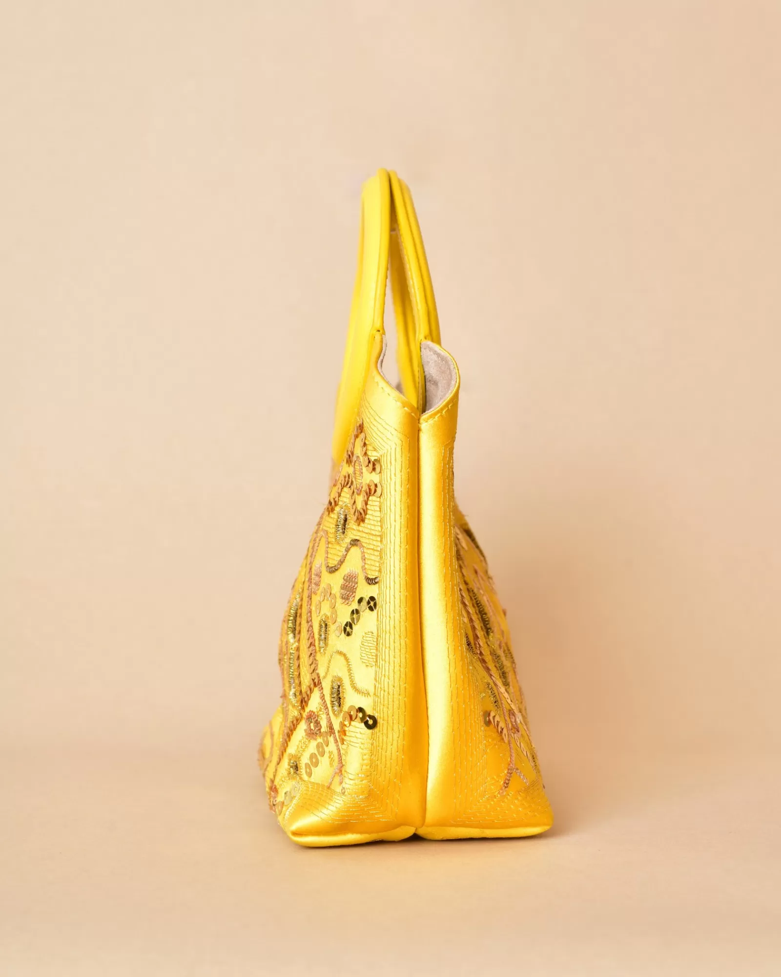 La Piscine Paris Sac à main satiné avec broderies et paillettes dorées Emilio Pucci Jaune Cheap