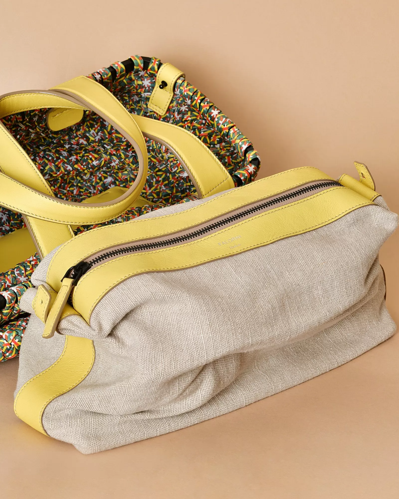 La Piscine Paris Sac porté épaule en cuir tressé avec trousse amovible Falorni Jaune Sale