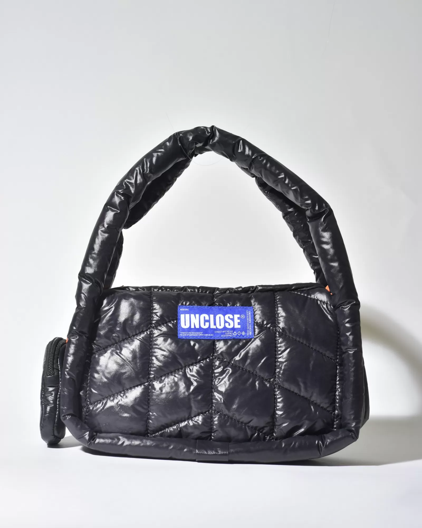 La Piscine Paris Sac porté épaule en tissu technique matelassé Unclose Noir Cheap