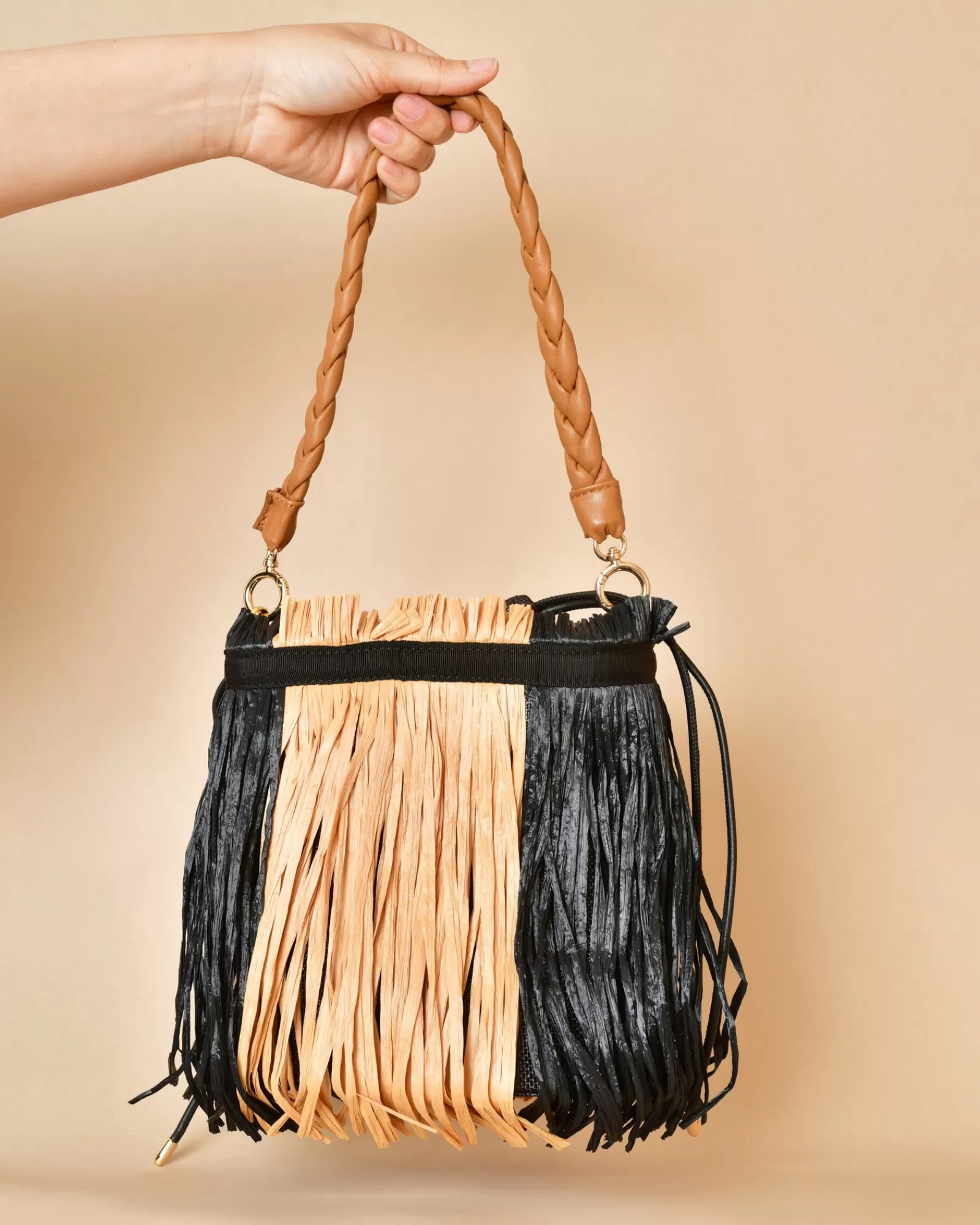 La Piscine Paris Sac seau en cuir et raphia et noir Anita Bilardi Beige Fashion
