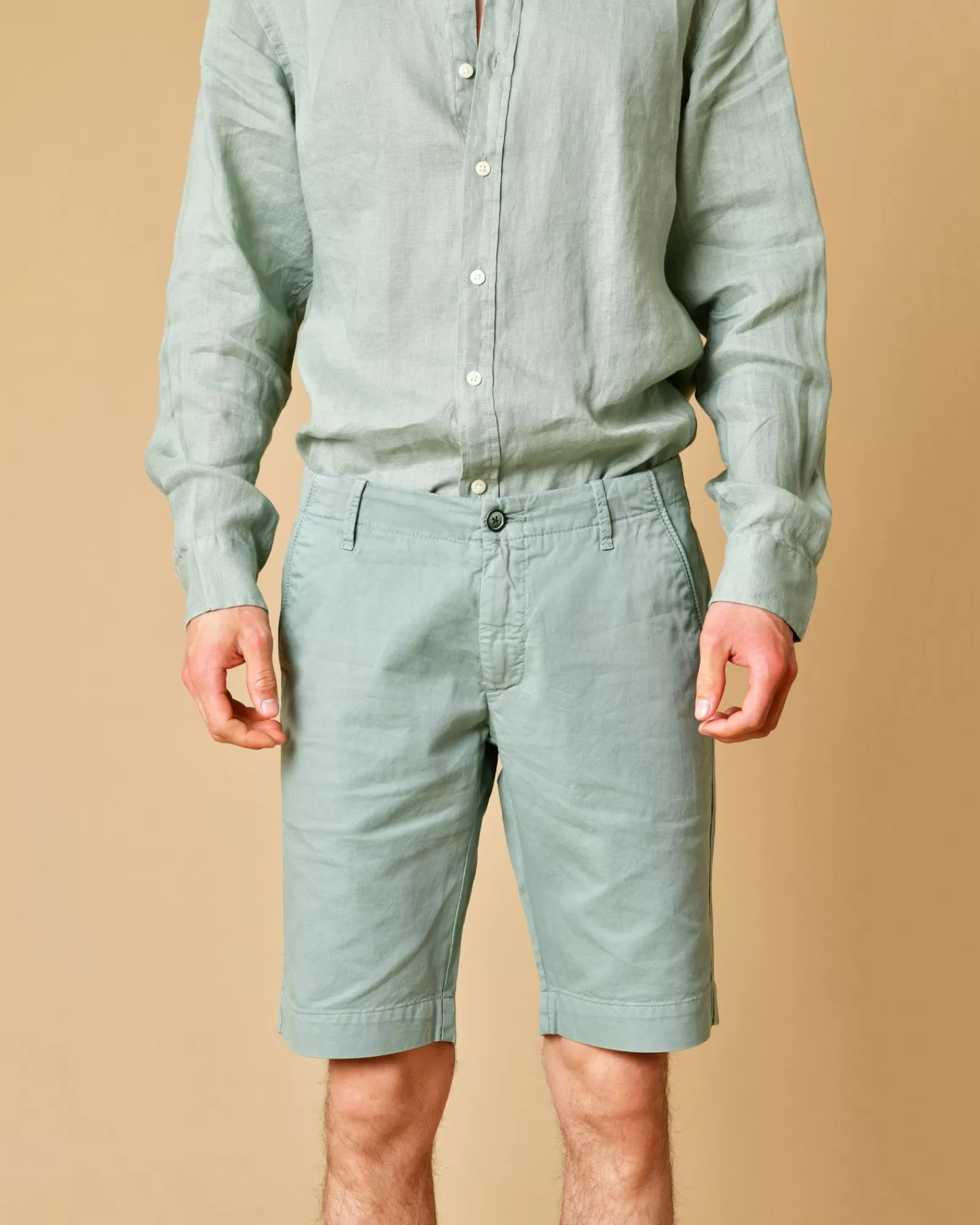 La Piscine Paris Short en coton et lin mélangés de gris AT.P.CO Vert Discount