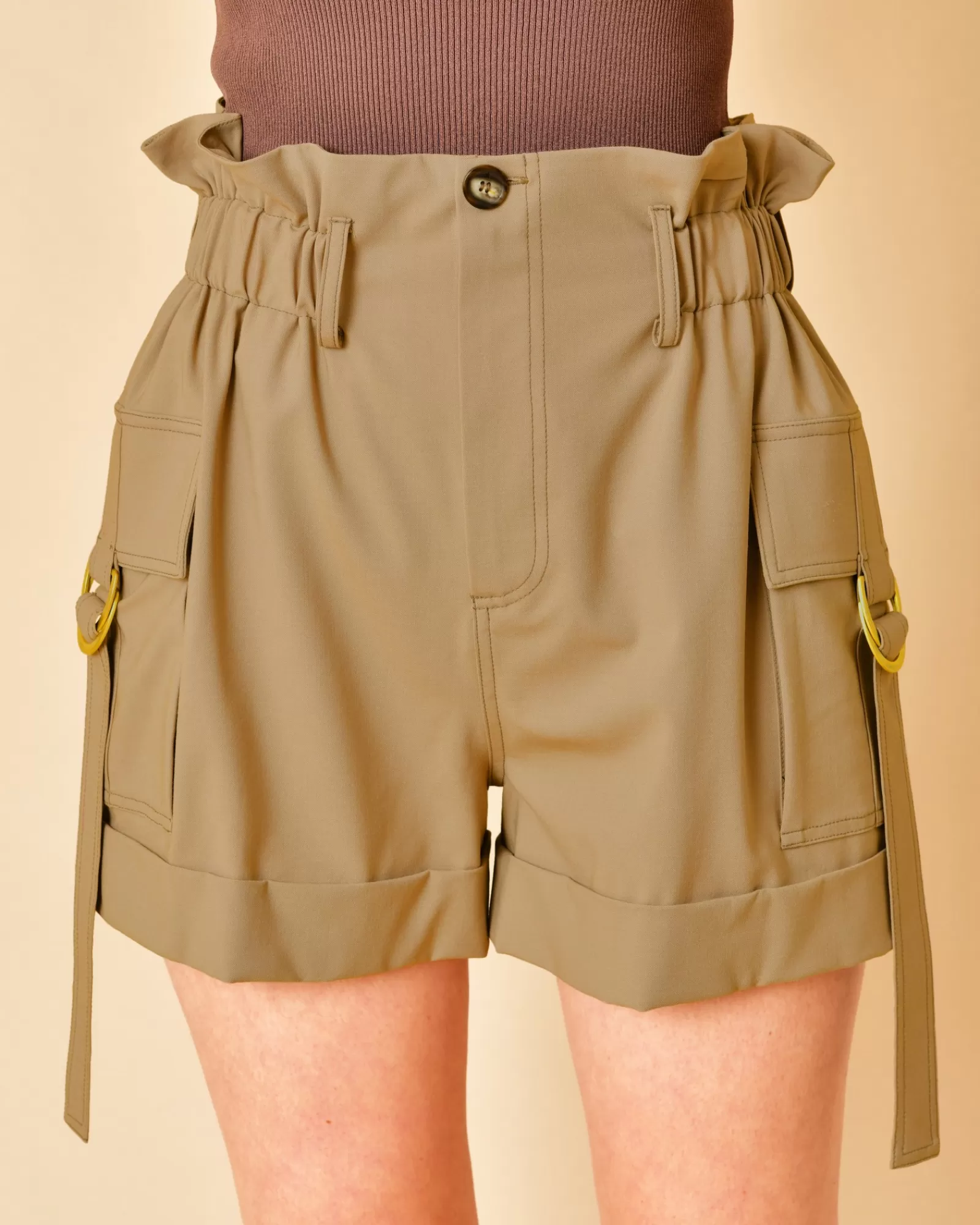 La Piscine Paris Short en laine vierge à deux poches Lorena Antoniazzi Kaki Fashion