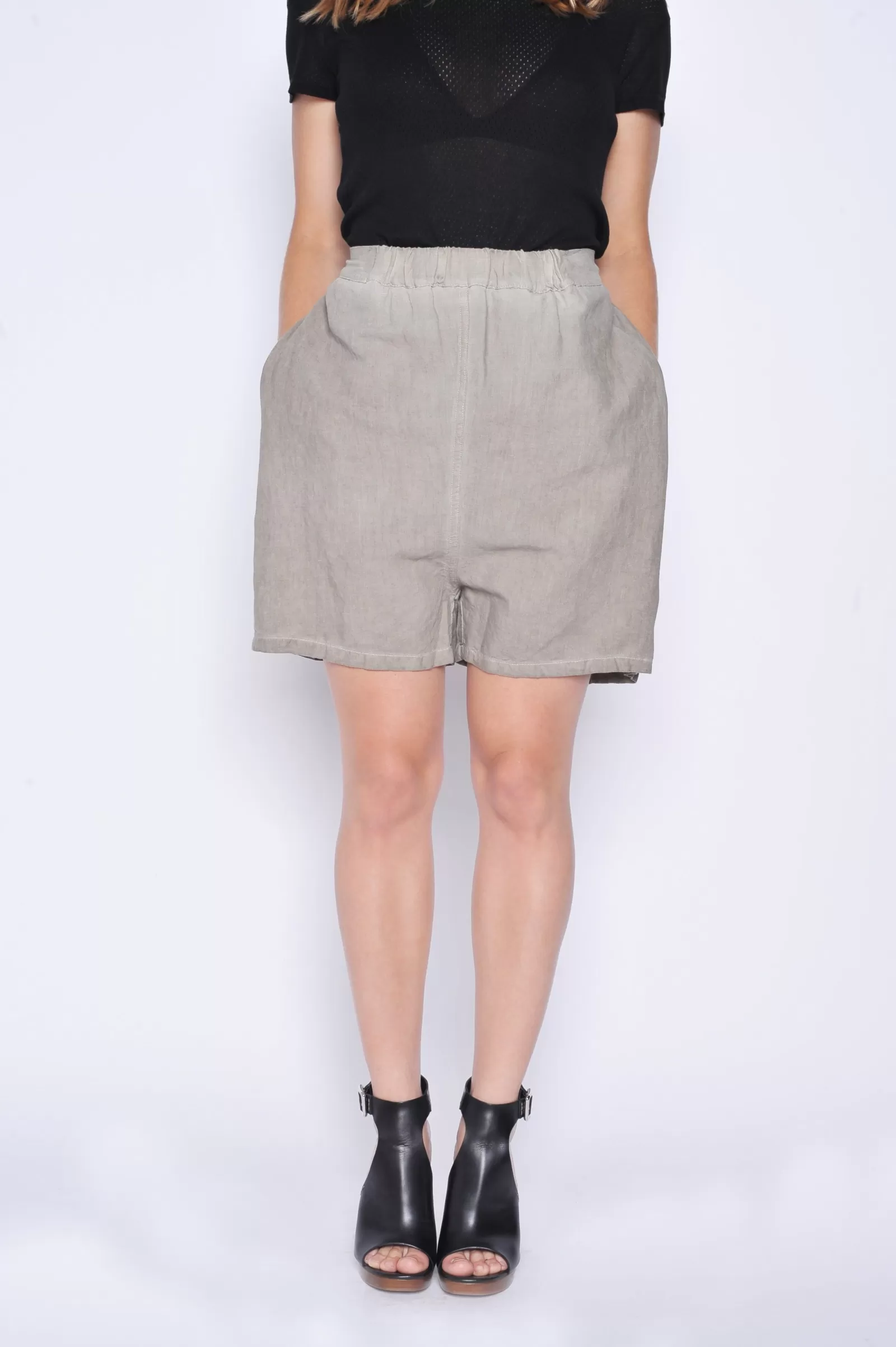 La Piscine Paris Short en lin Damir Doma Taupe Online