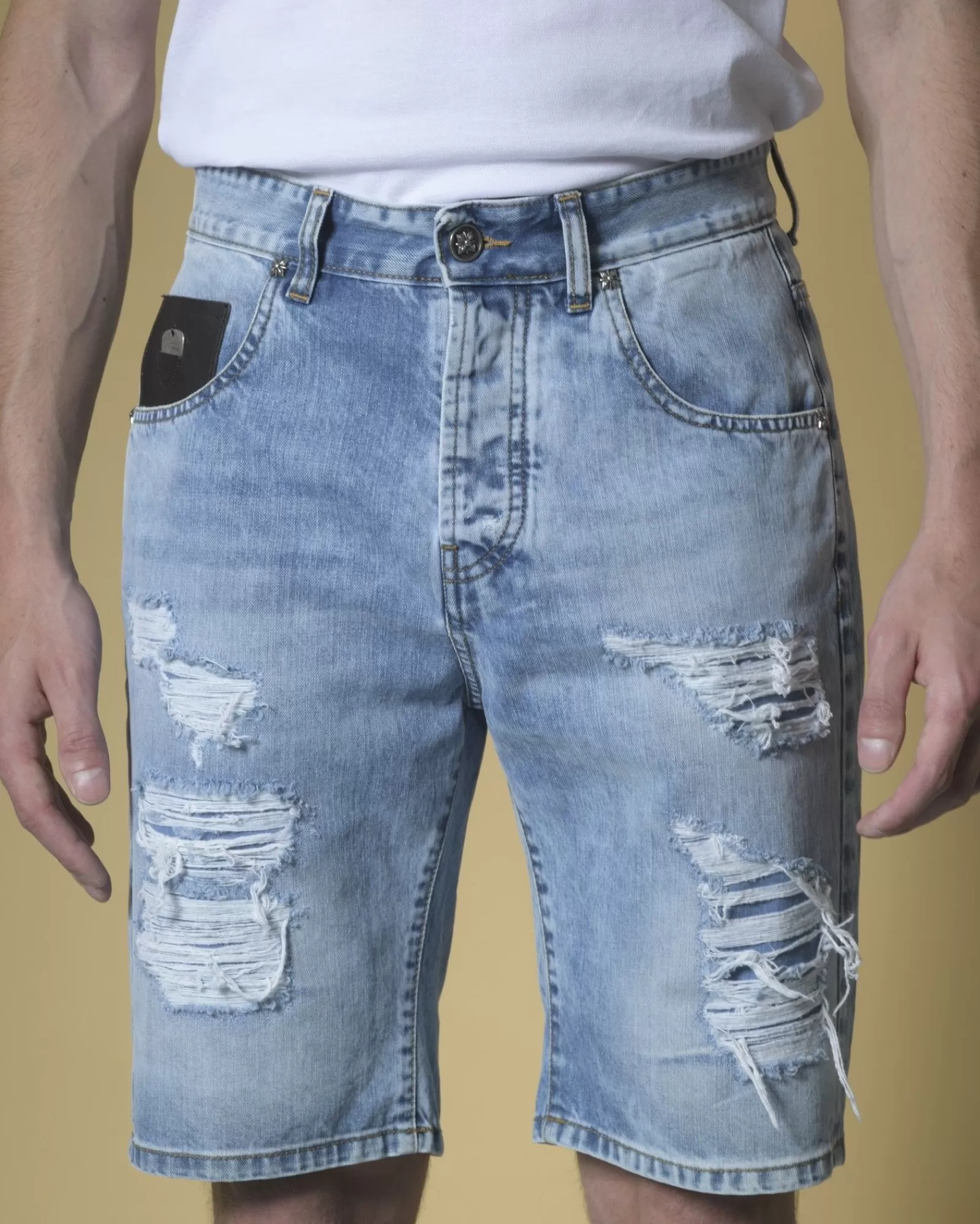 La Piscine Paris Short jean effet vieilli et empiècement en cuir John Richmond Bleu Fashion