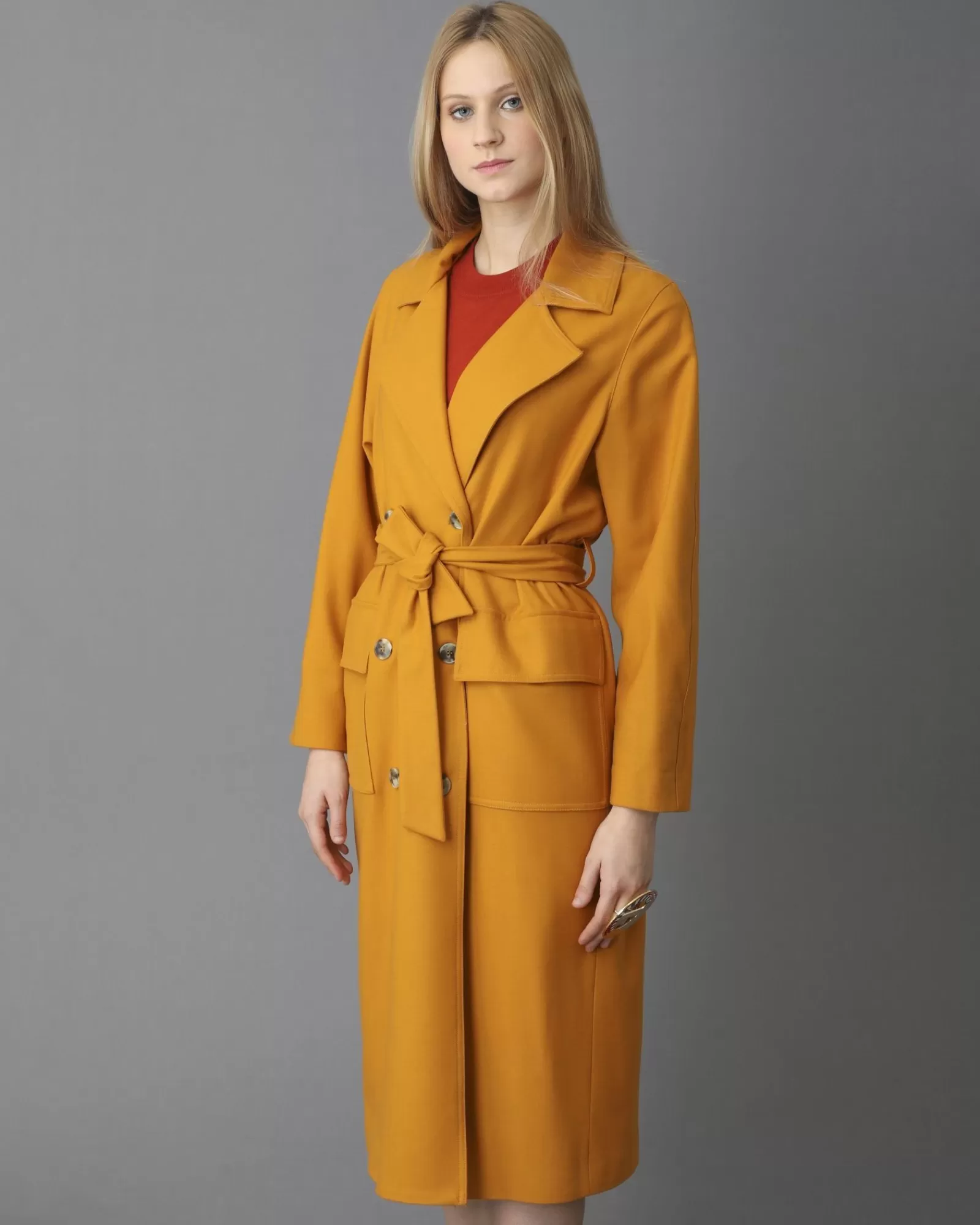 La Piscine Paris Trench coat en laine moutarde Momoni Jaune Fashion